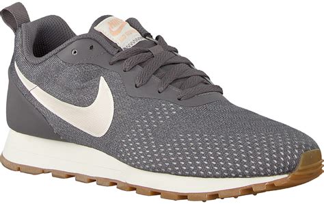 nike damen wmns md runner 2 eng mesh laufschuhe weiß|Nike Md Runner 2 online .